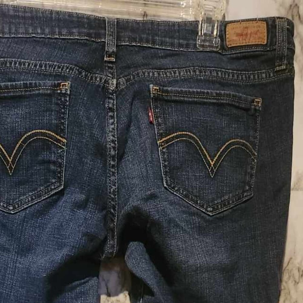 Levis 524 too superlow bootcut jeans